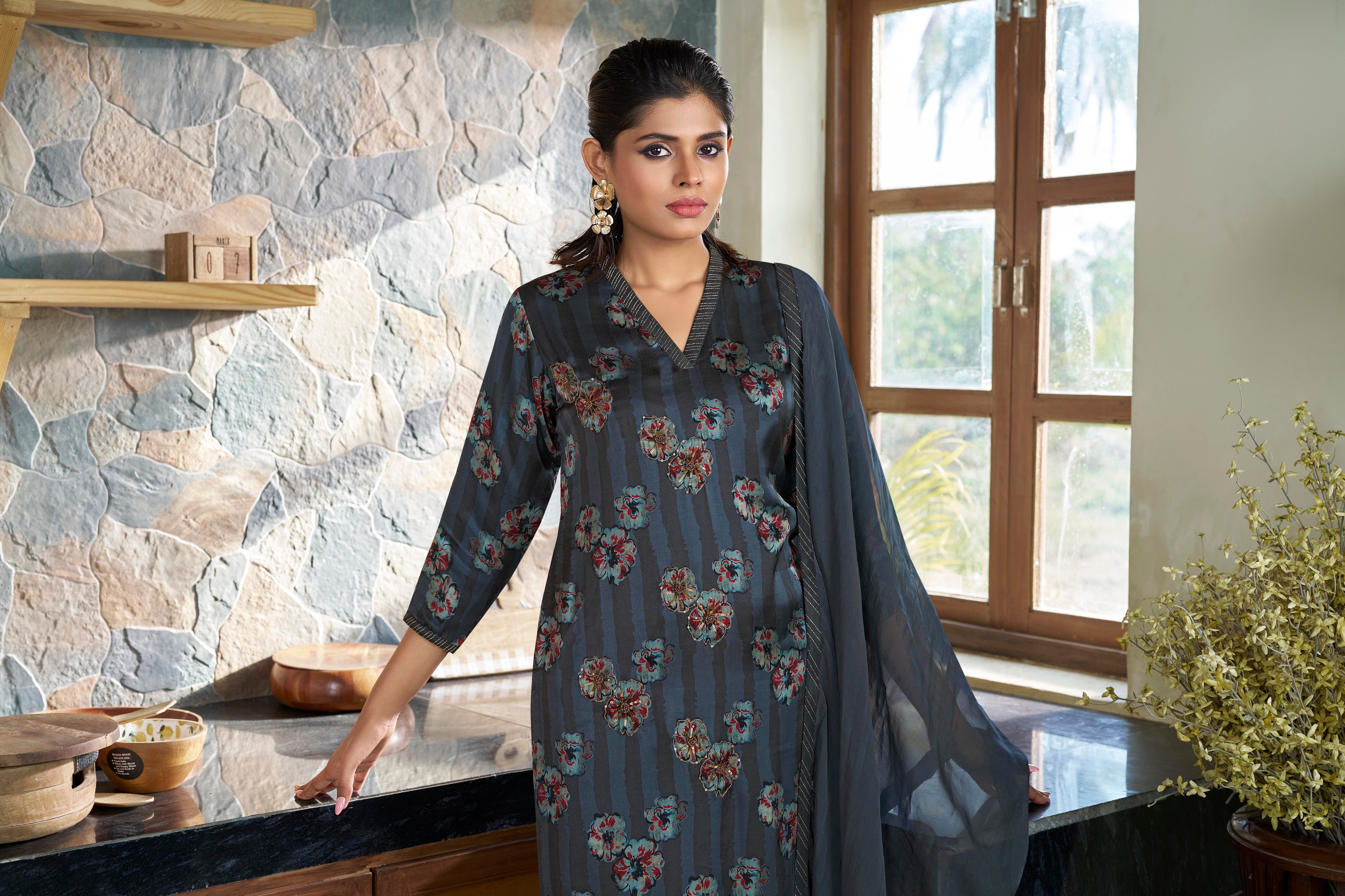 Elegant Blue Silk Straight-Cut Salwar Suit,