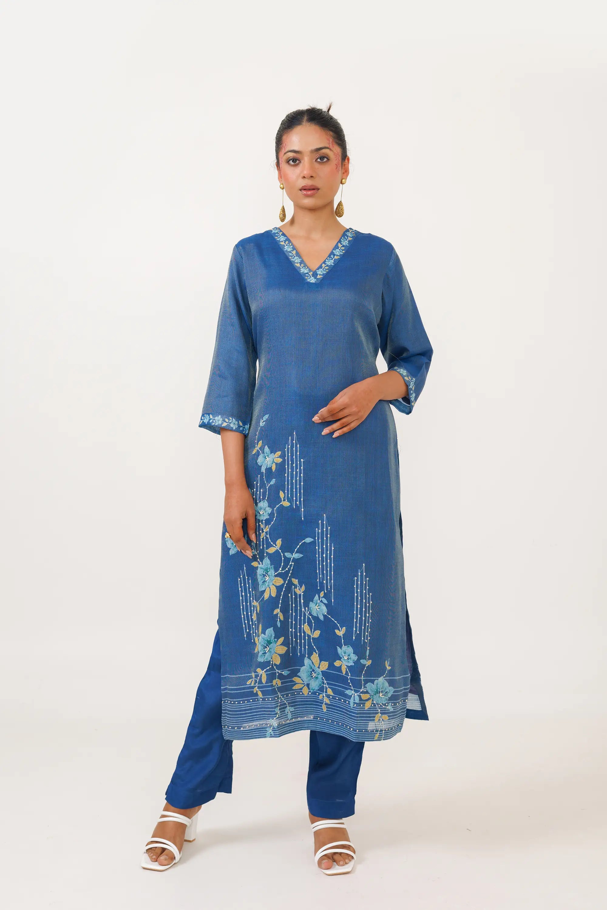 Blue Linen Tissue embroidered Kurta Set