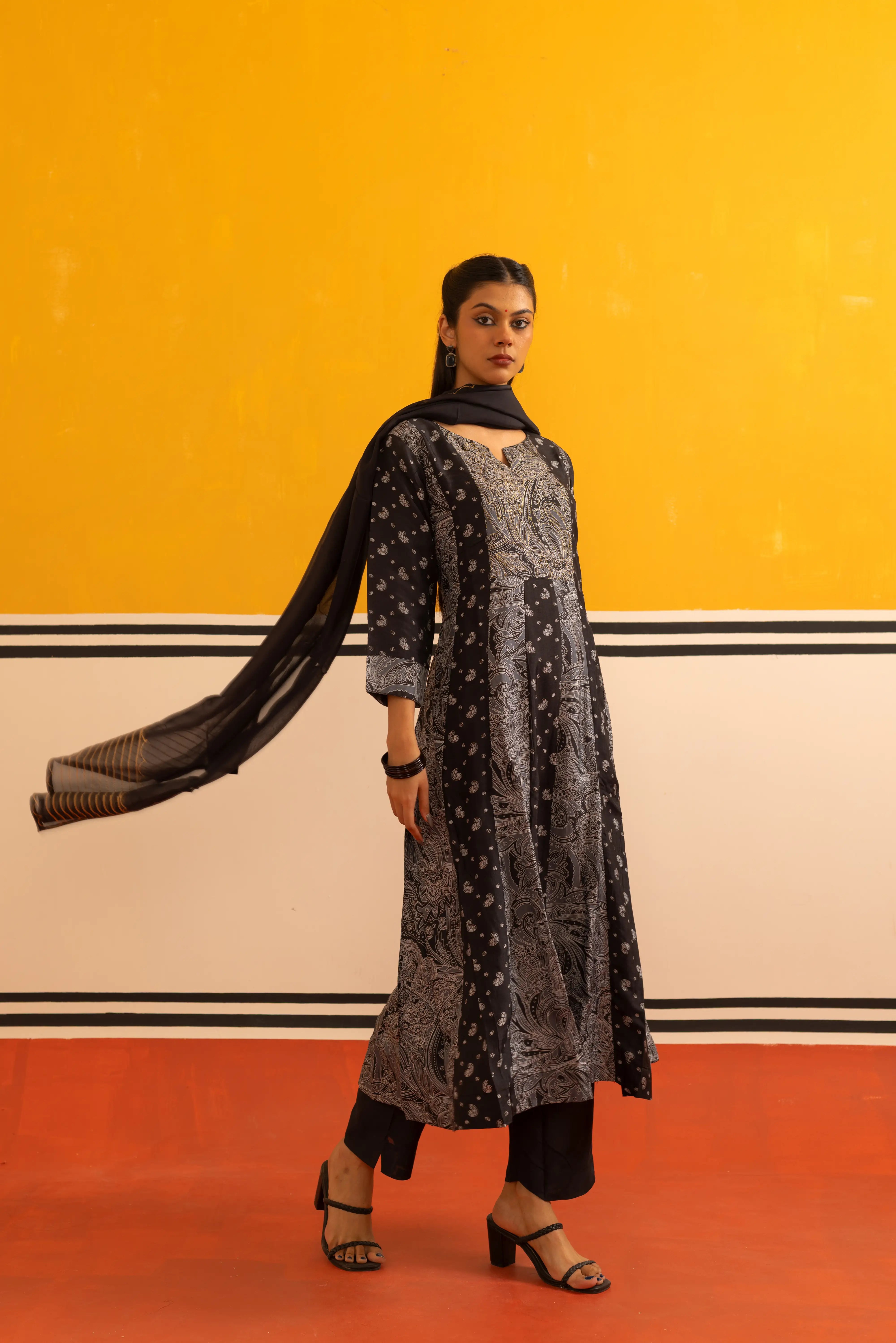 Elegant Black Kalidaar Suit Set