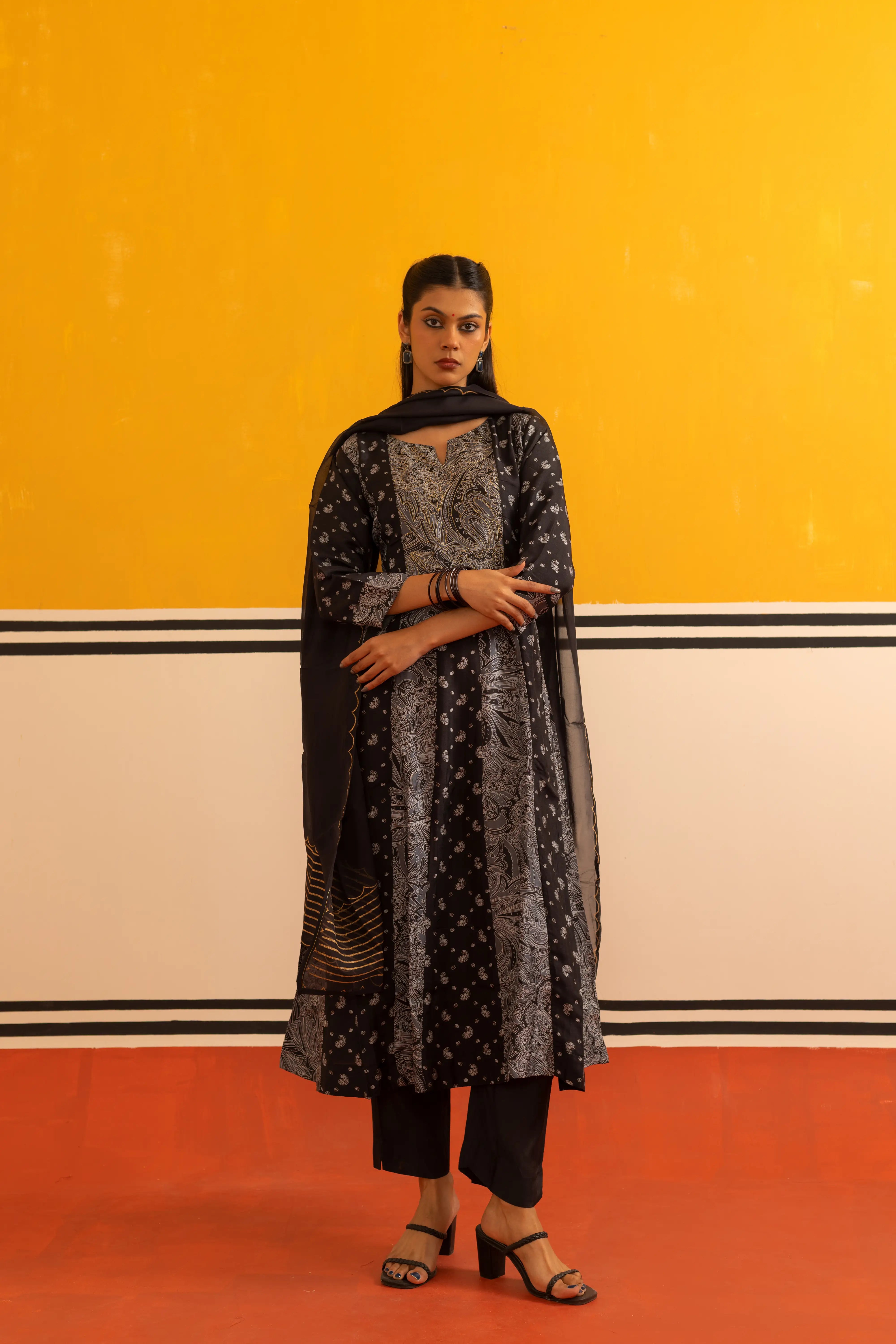 Elegant Black Kalidaar Suit Set