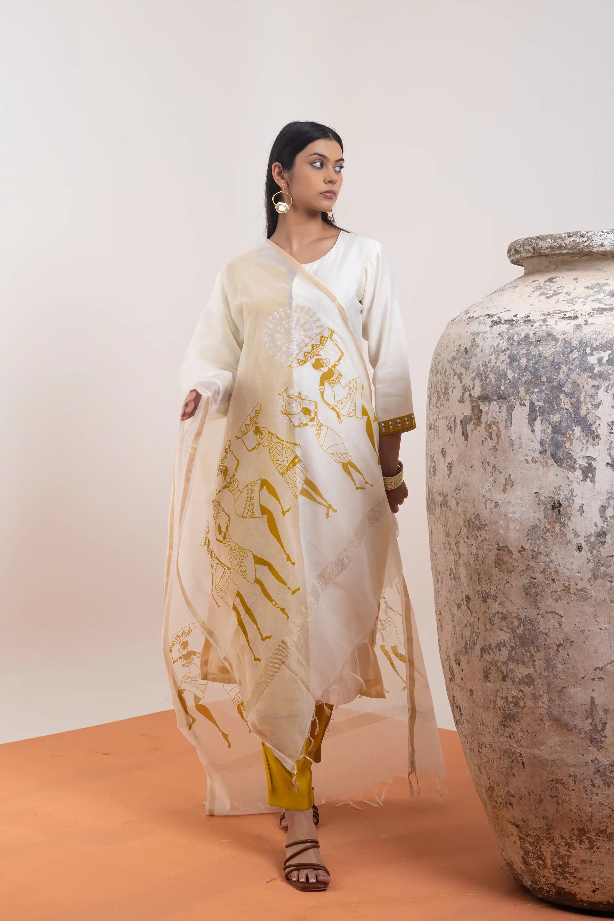 10768 MUSTARD YELLOW