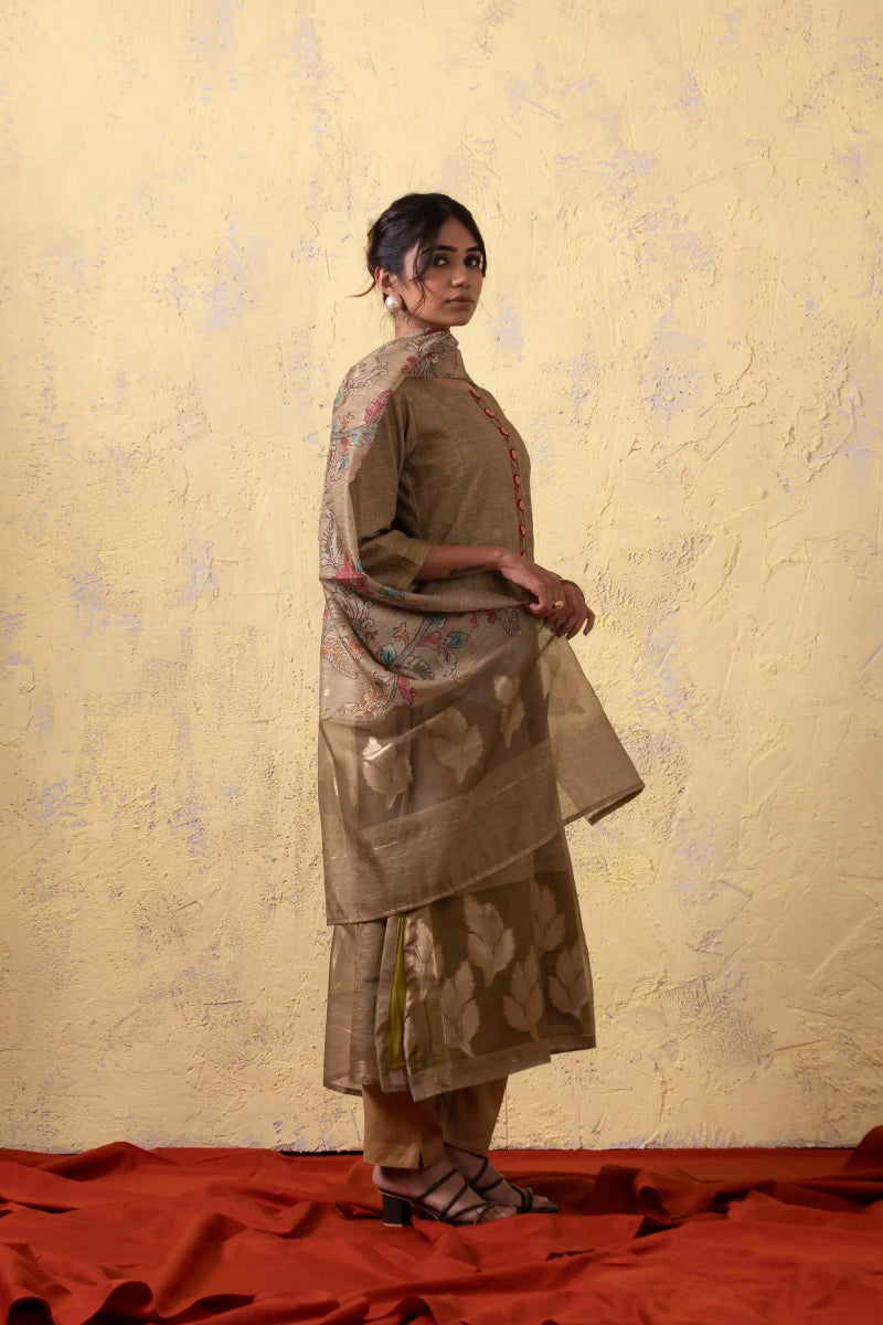 PAYAL Festive Kurta Suit Set with Gold Motif Detailing - Payal