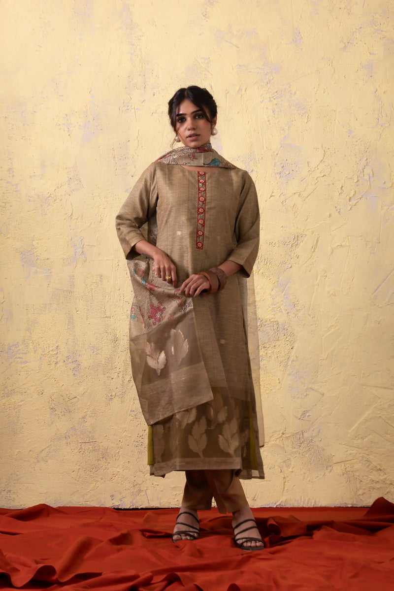 PAYAL Festive Kurta Suit Set with Gold Motif Detailing - Payal