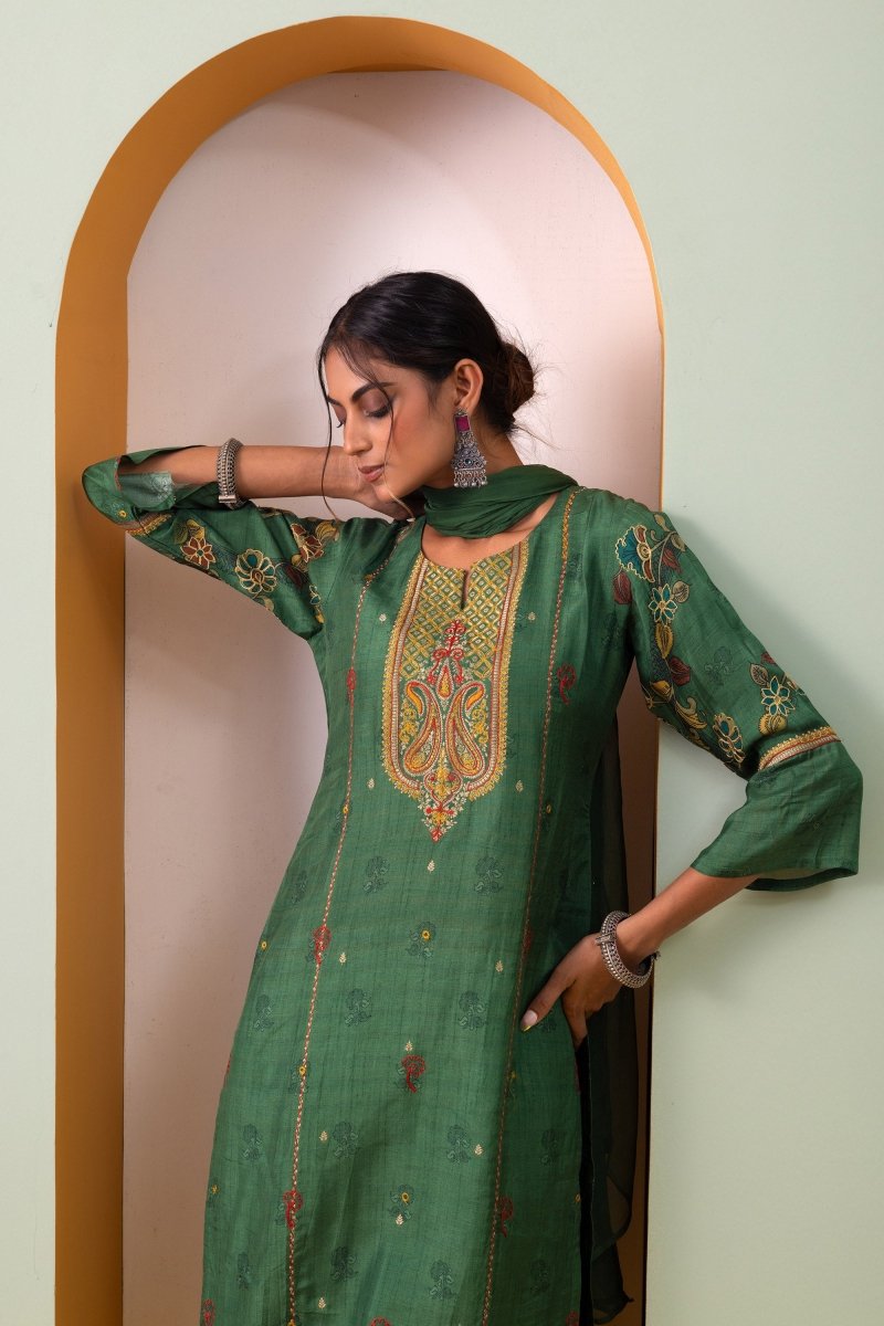 PAYAL Green Festive Kurta Suit Set with intricate Print Detailing - Payal