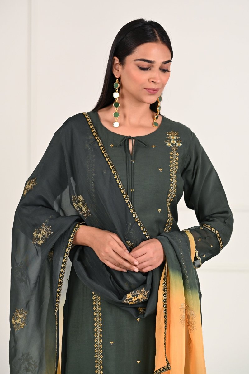 PAYAL Green Kurta Suit Set with Intricate Khatwork - Payal