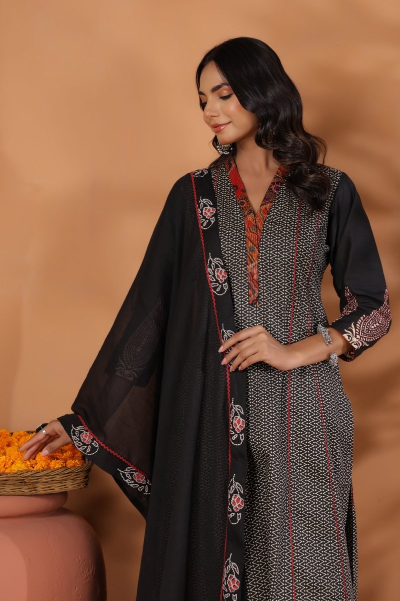 PAYAL Kurta Suit Set for a Casual Outing - Payal