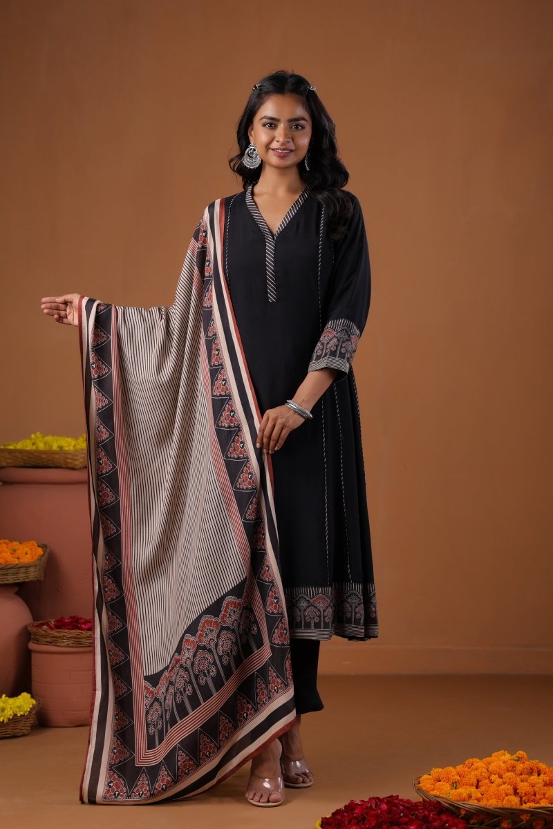 PAYAL Muslin Black Kurta Suit Set - Payal