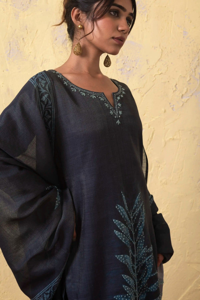 PAYAL Navy Blue Kurta Suit Set with Leaf Motif Detailing - Payal