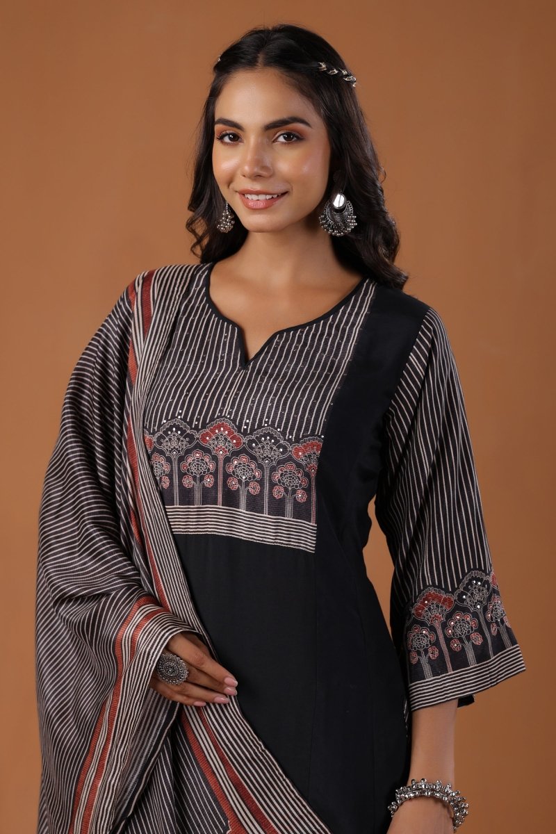 PAYAL Straight Kurta Suit Set with Badla Embroidery Detailing - Payal