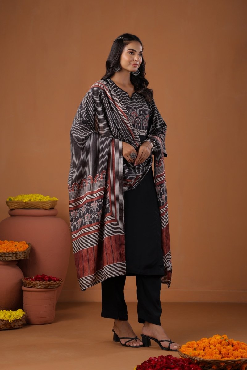 PAYAL Straight Kurta Suit Set with Badla Embroidery Detailing - Payal