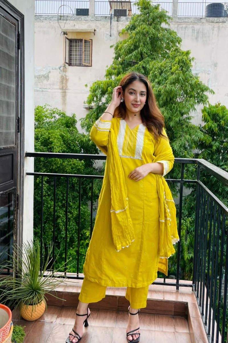 PAYAL White Kurta Suit Set with Jacquard Weaving - Payal