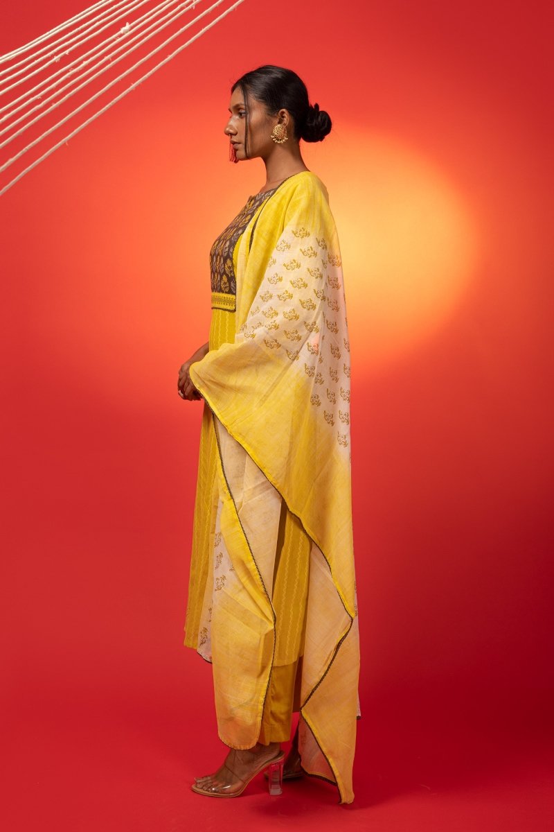 Handloom Cotton Kachhi Block Printed Suit Set - Payal