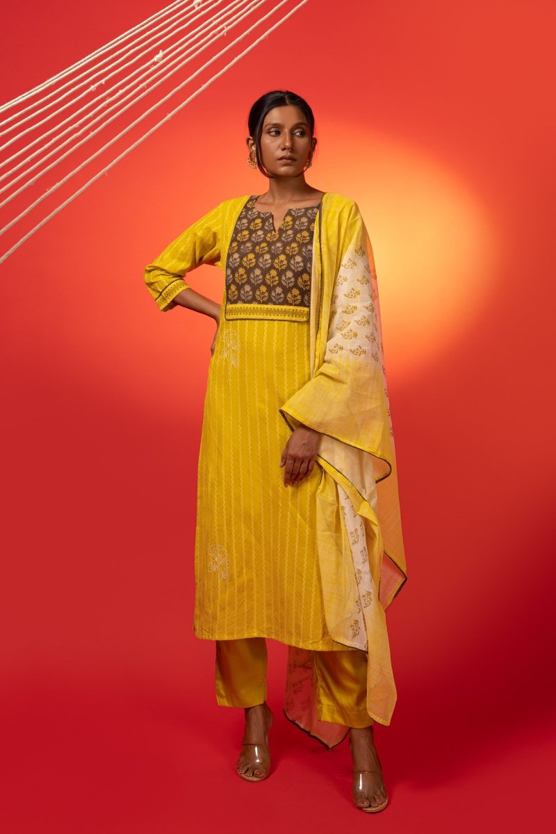Handloom Cotton Kachhi Block Printed Suit Set - Payal