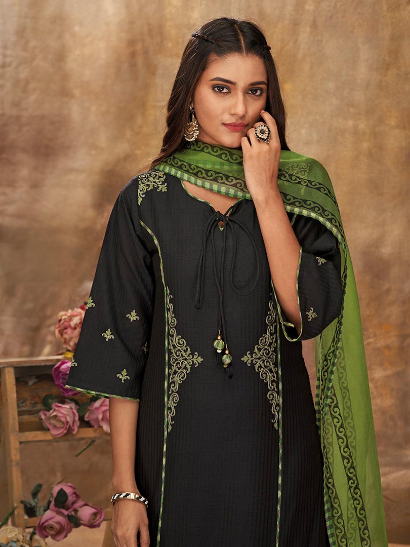 Payal Designer Straight Cut Smart Look Festive Ethnic Wear Online Pent Suit - Payal