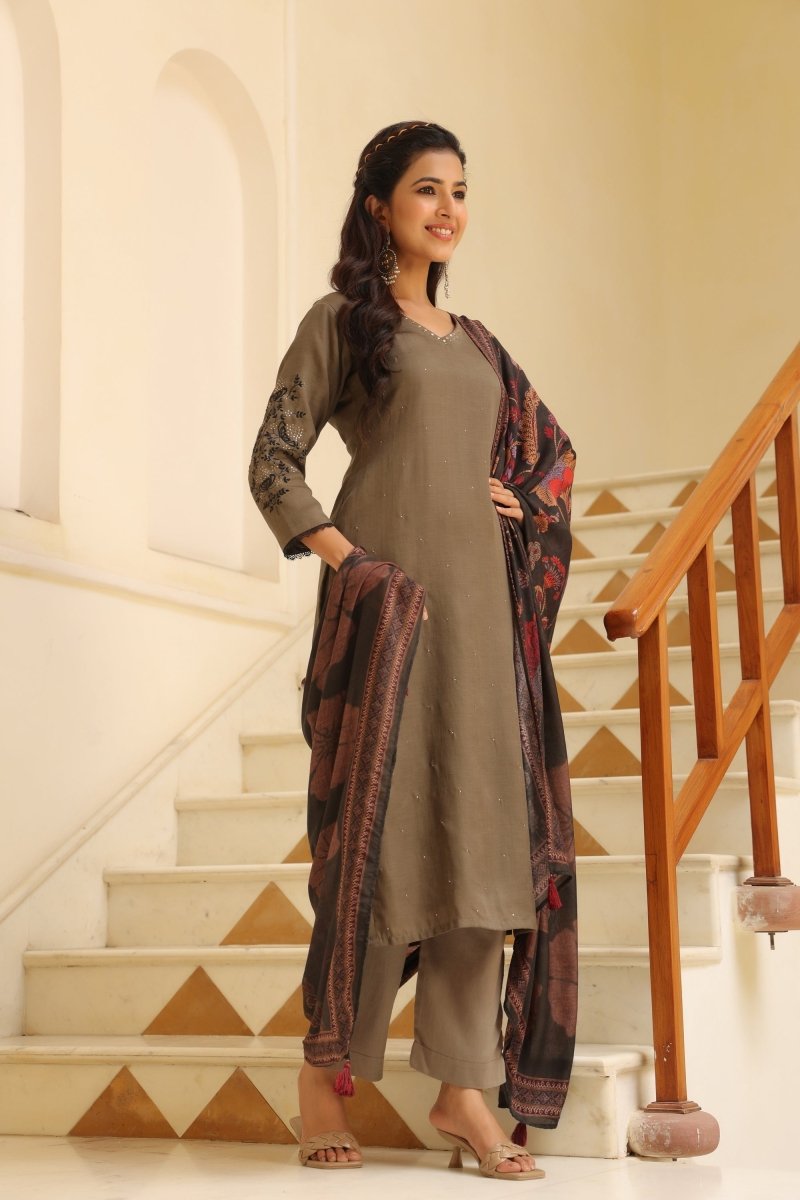 PAYAL Mukesh Straight Suit Set - Payal