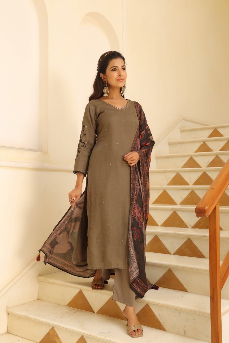 PAYAL Mukesh Straight Suit Set - Payal