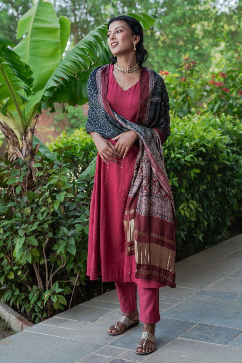 Red Bhagalpuri Silk Flared Suit Set - Payal