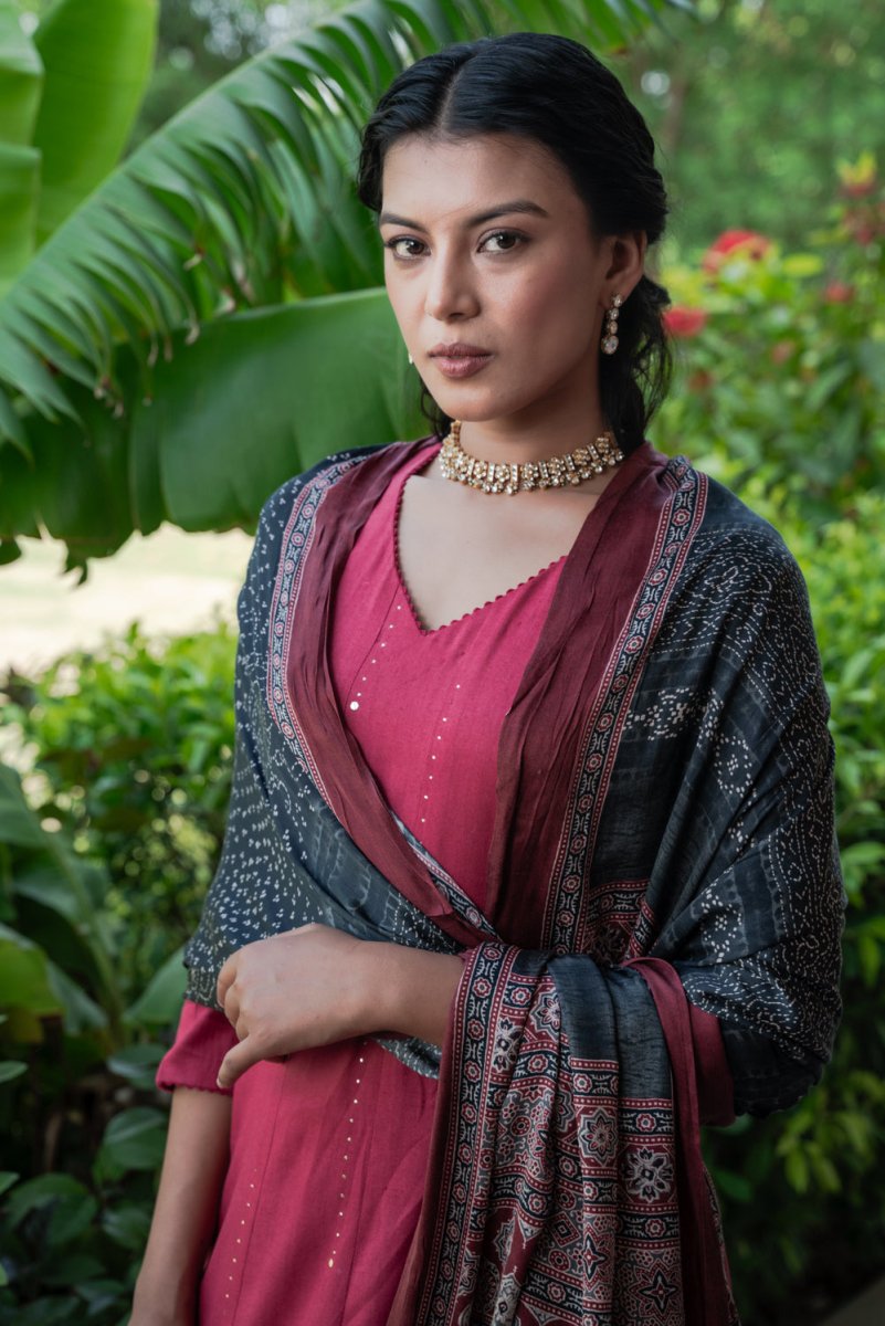 Red Bhagalpuri Silk Flared Suit Set - Payal