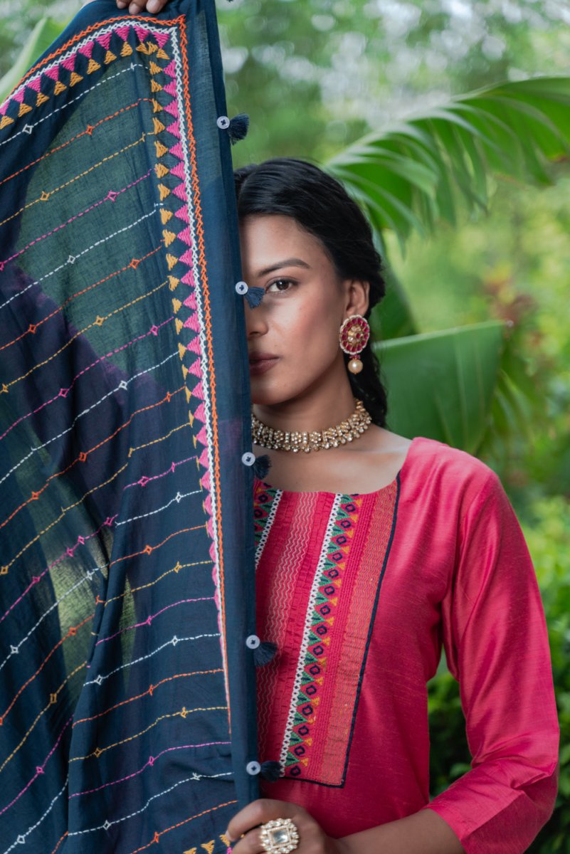 Red Modal Handwork Suit Set - Payal