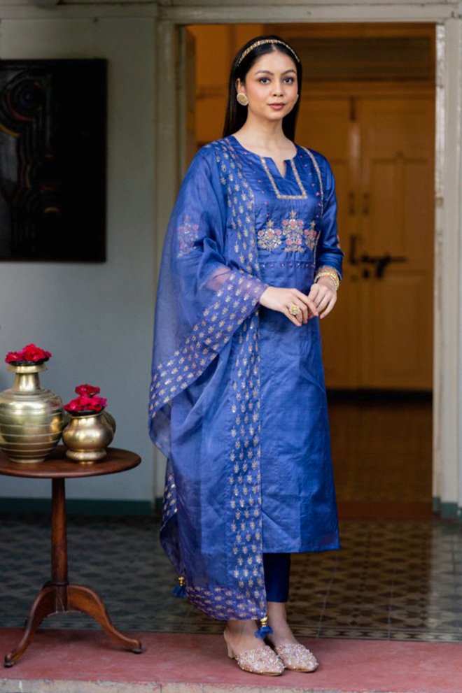 Tussar Silk Handcrafted Suit Set - Payal