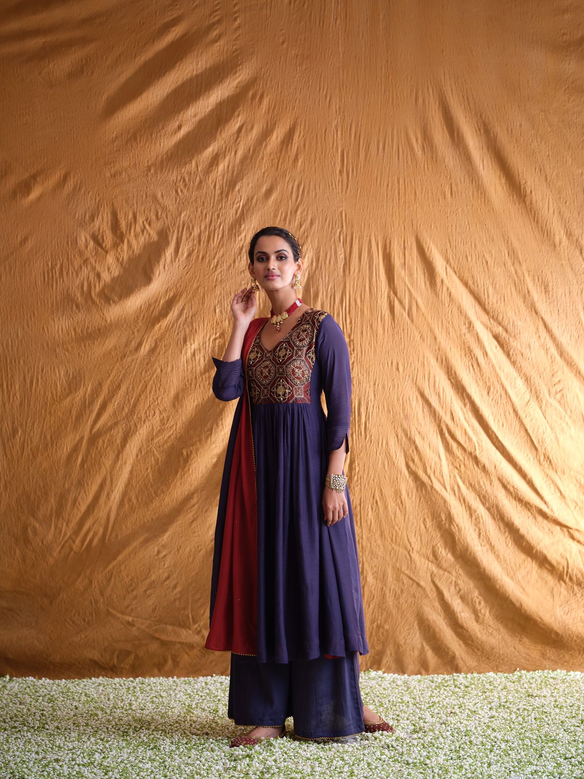 Elegant Blue Suit with V-Neckline