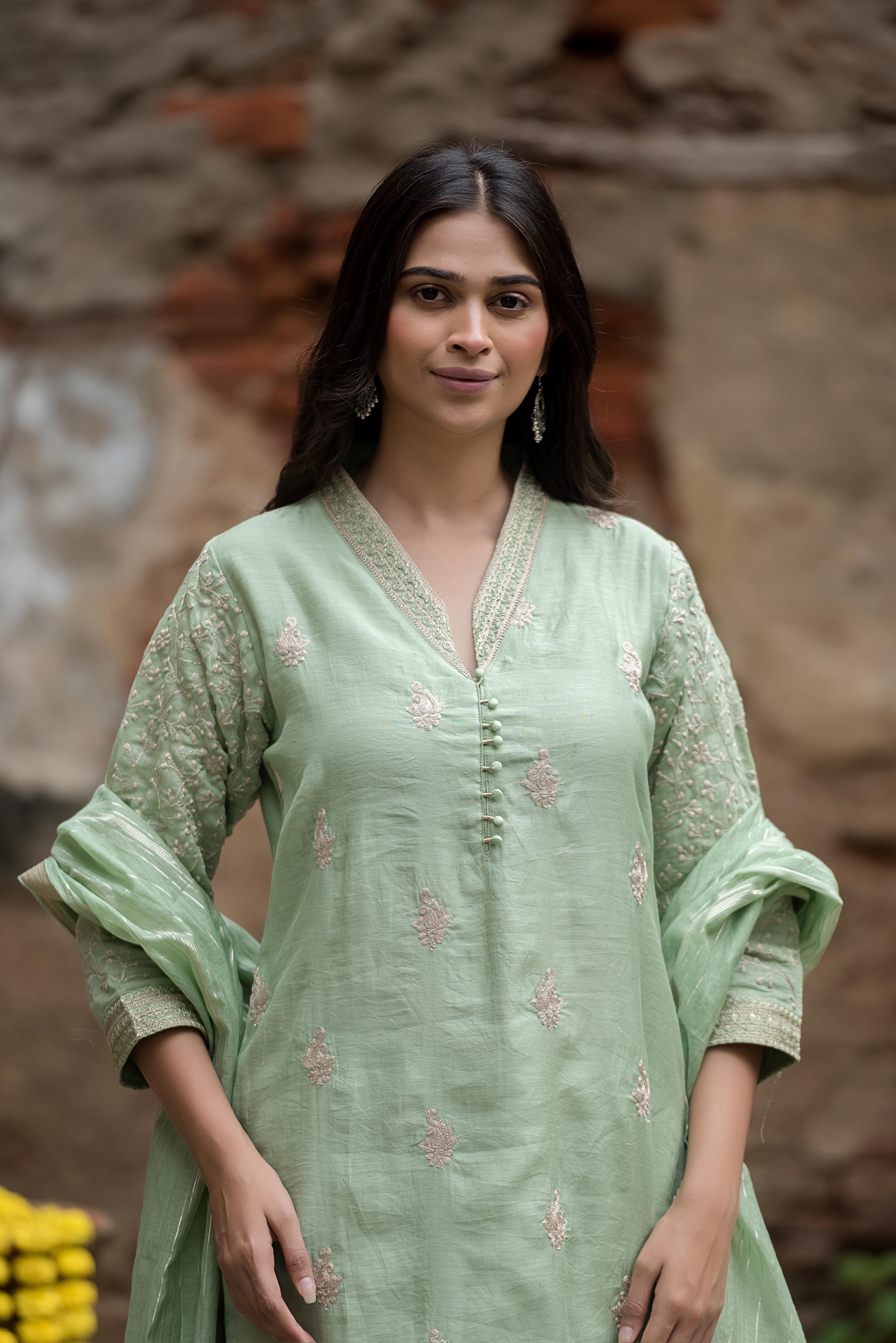Elegant Green Salwar Suit with Delicate Detailing