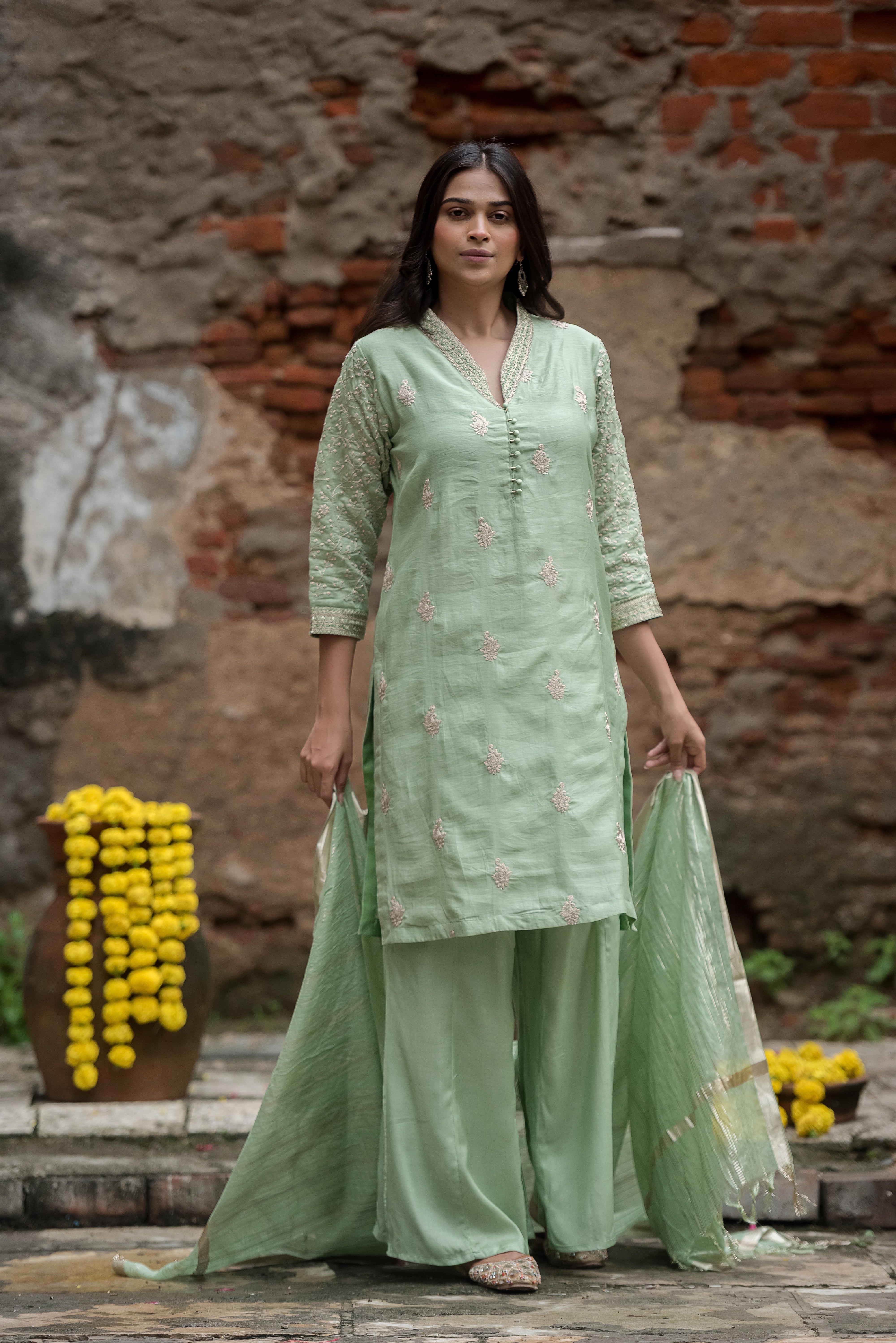 Elegant Green Salwar Suit with Delicate Detailing