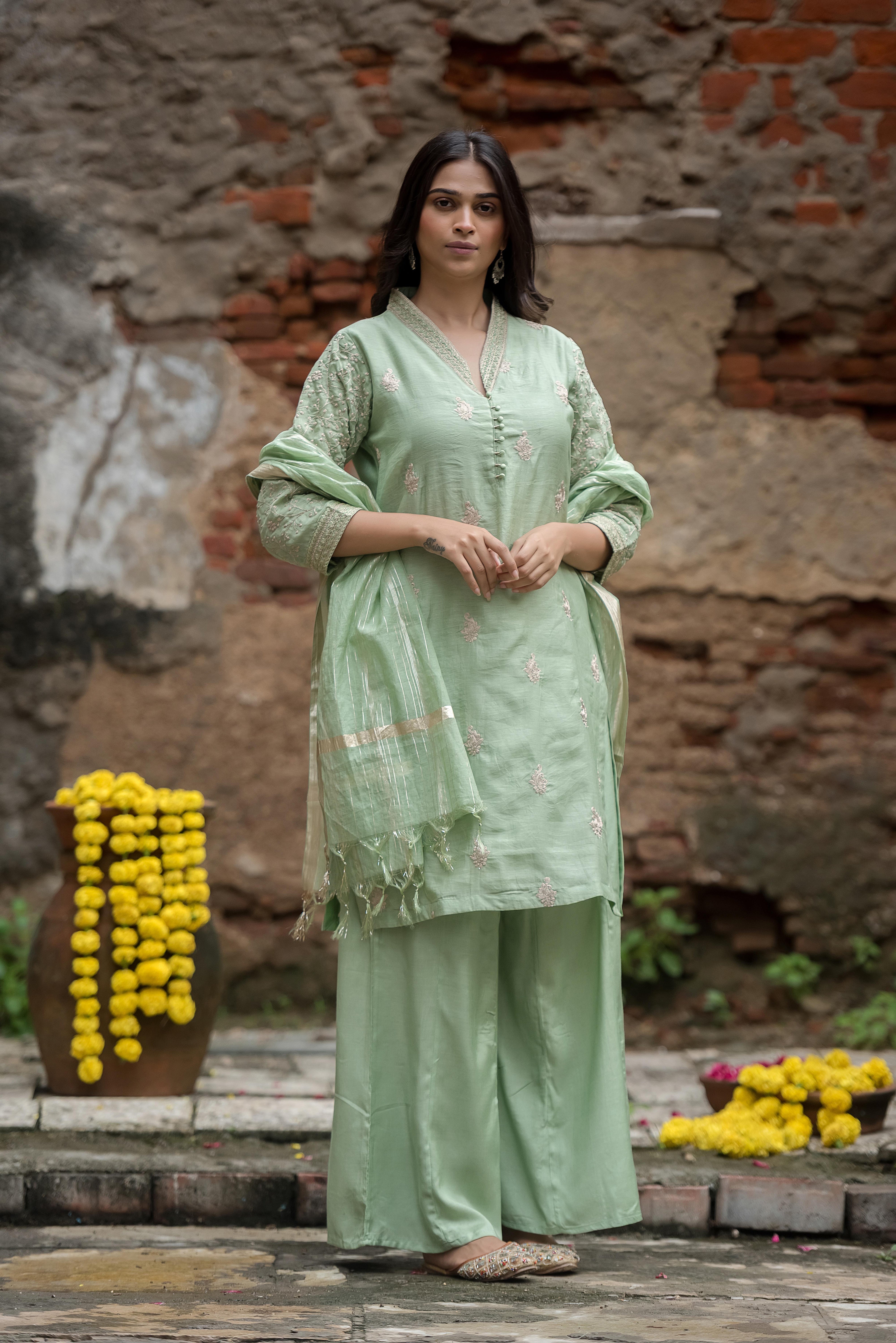 Elegant Green Salwar Suit with Delicate Detailing