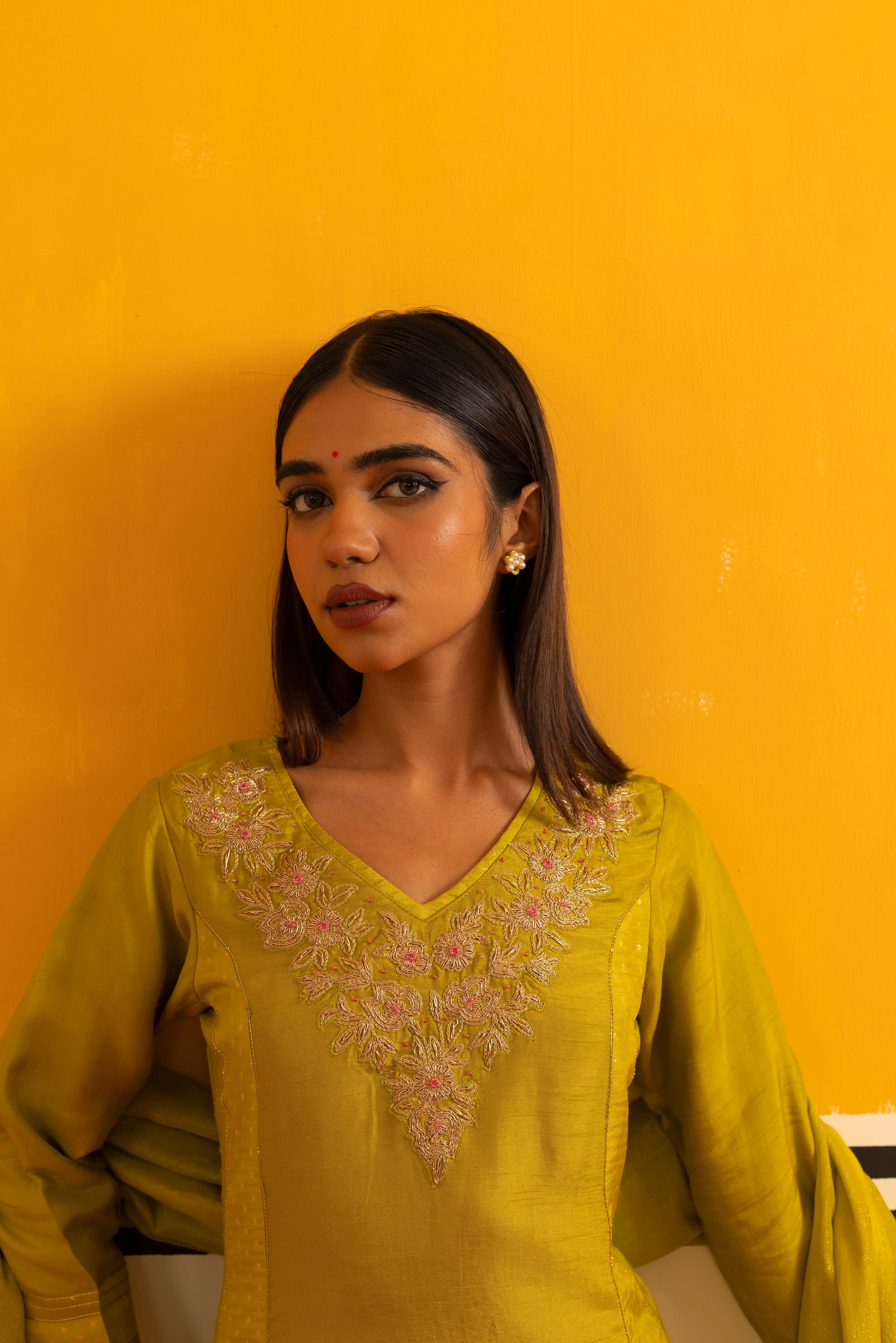 Lemon Dola Silk Flared Suit Set