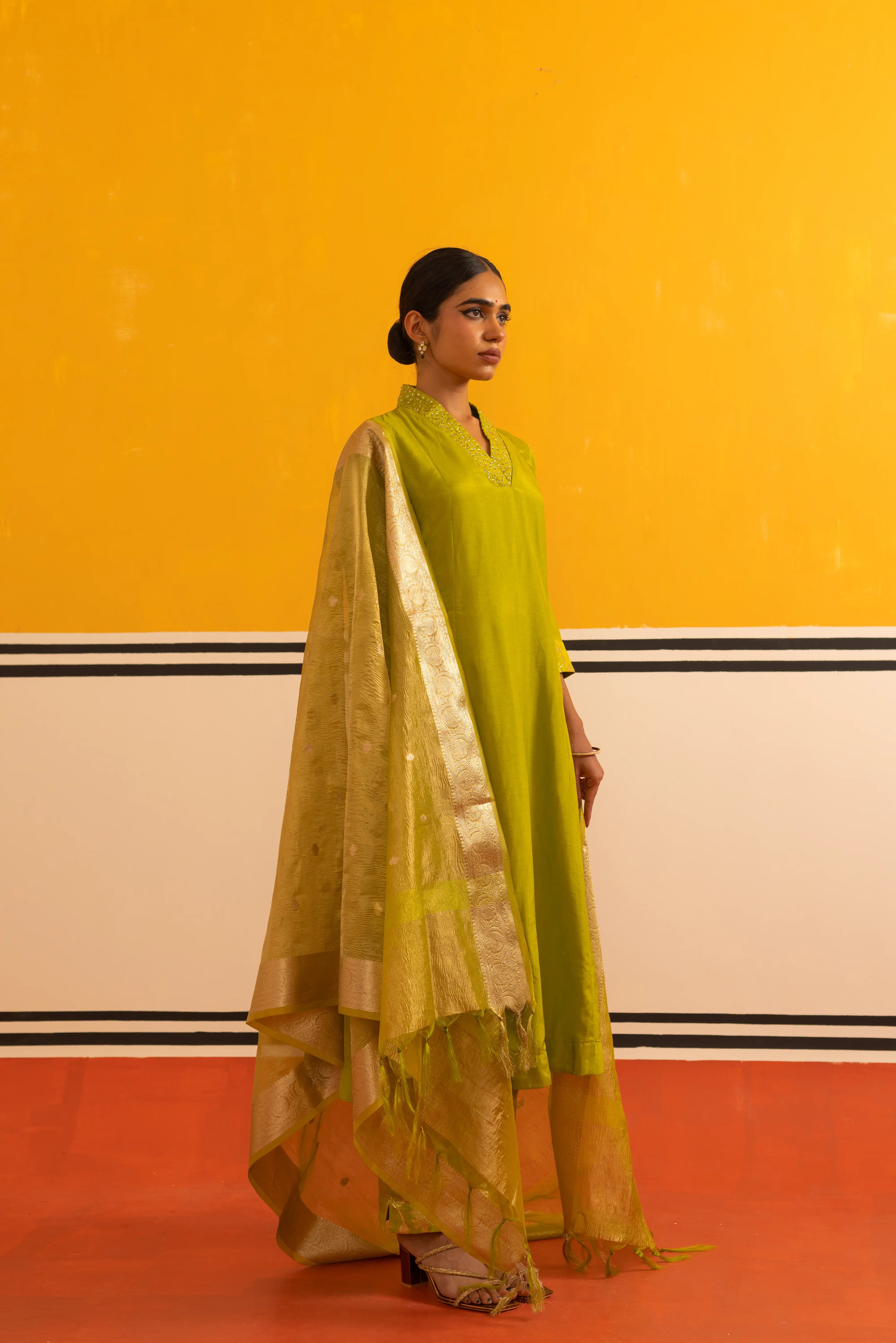 L. Green Silk Straight Suit Set