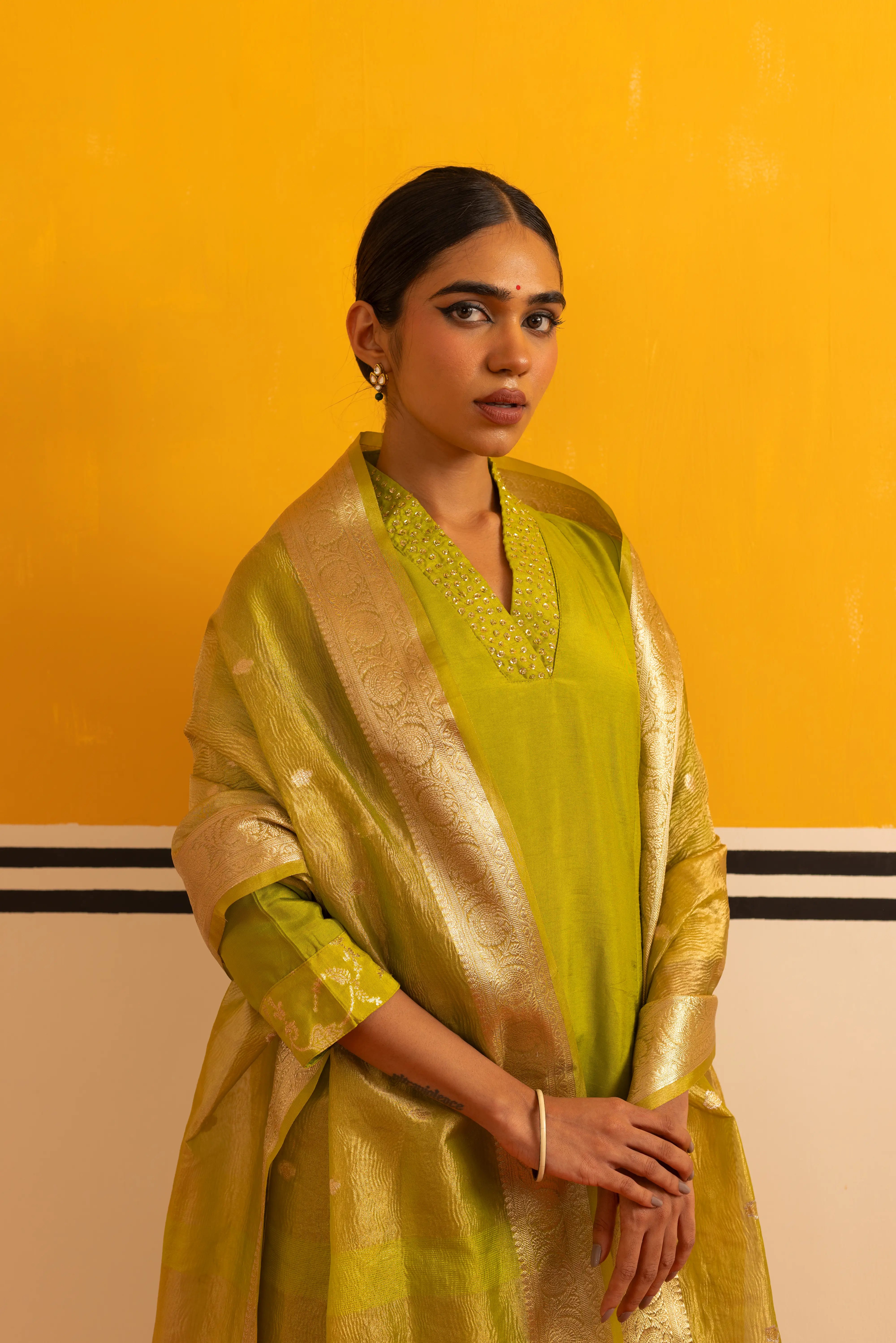 L. Green Silk Straight Suit Set