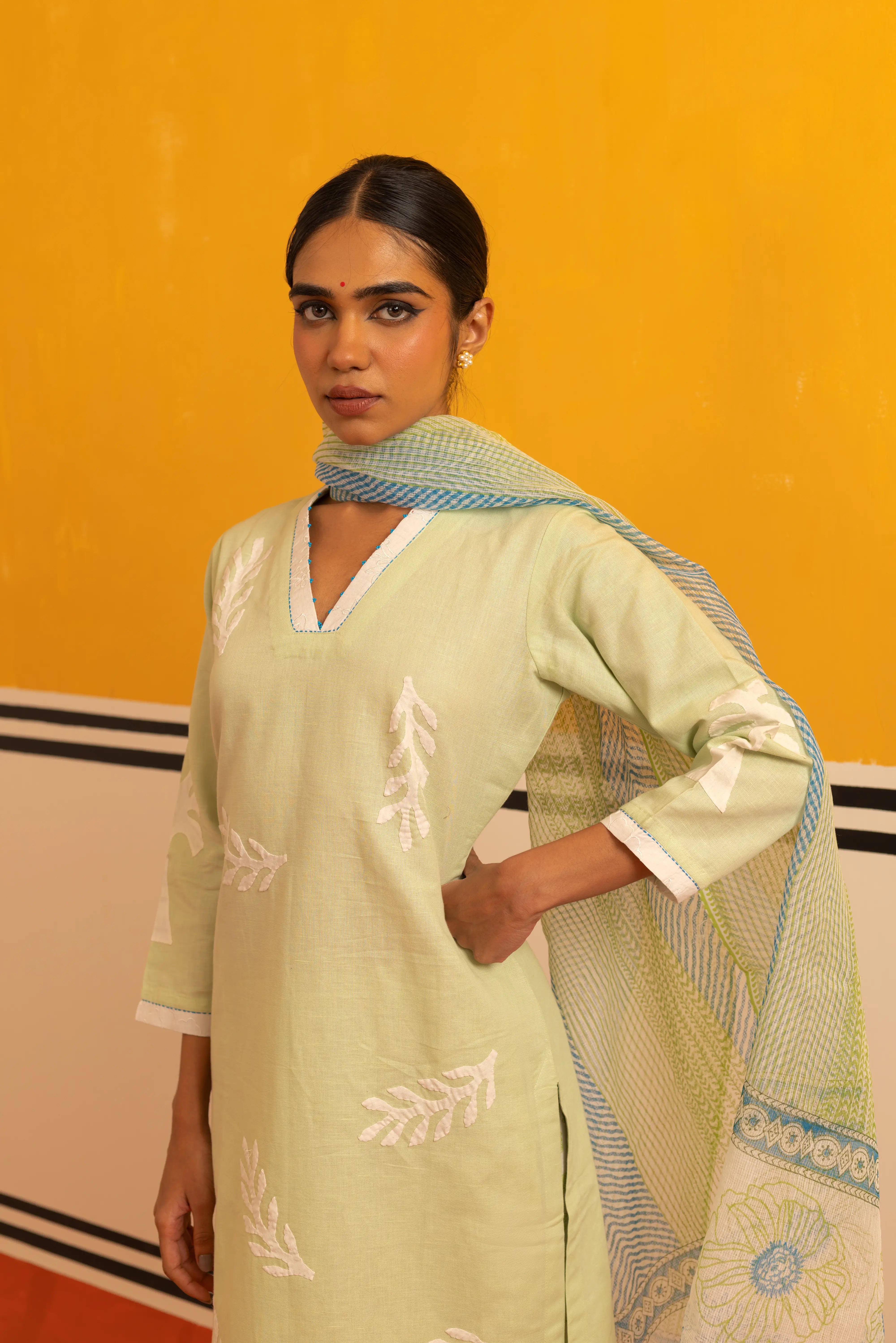 C. Green Linen Straight Suit Set