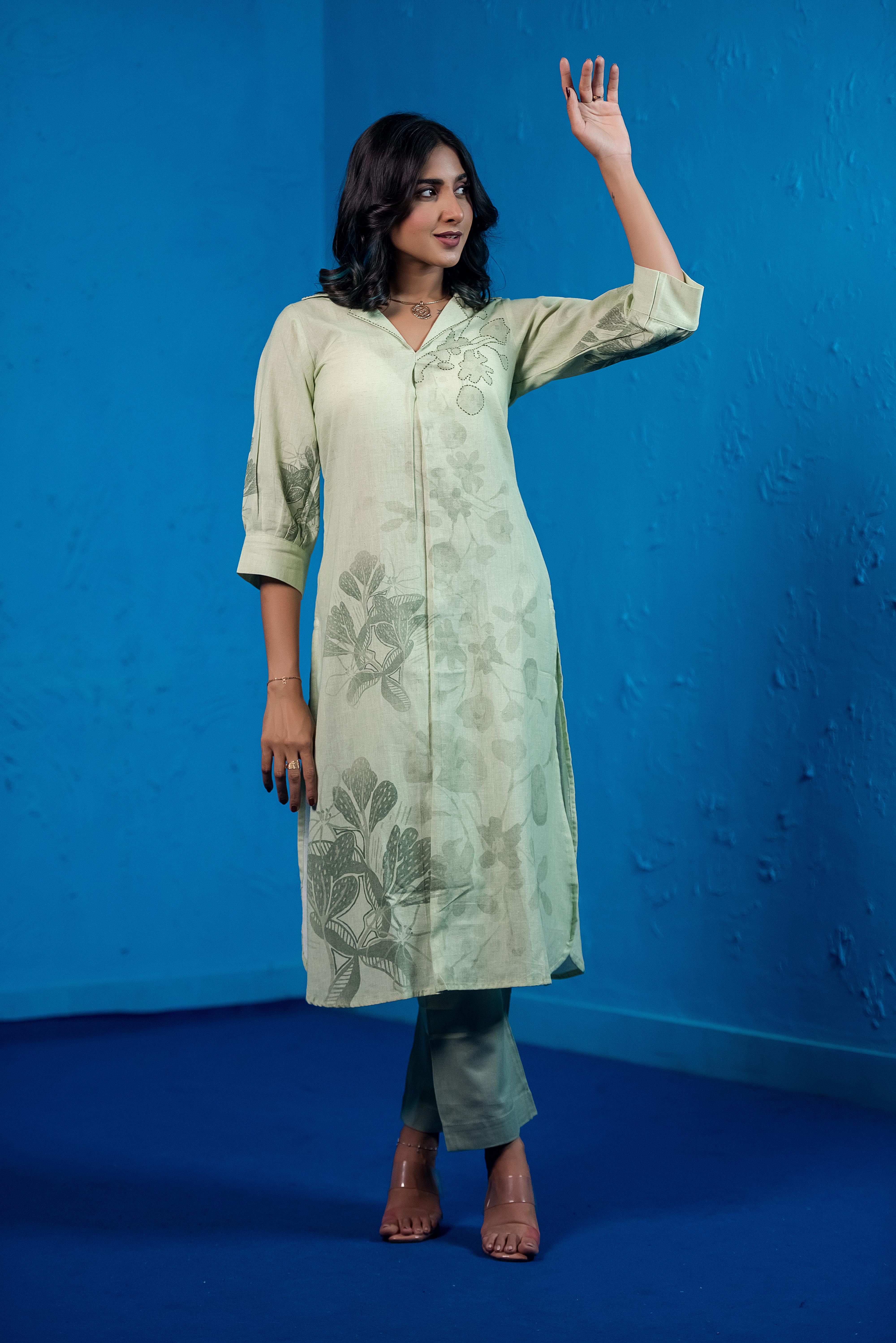Graceful Pista Green with Handcrafted Charm
