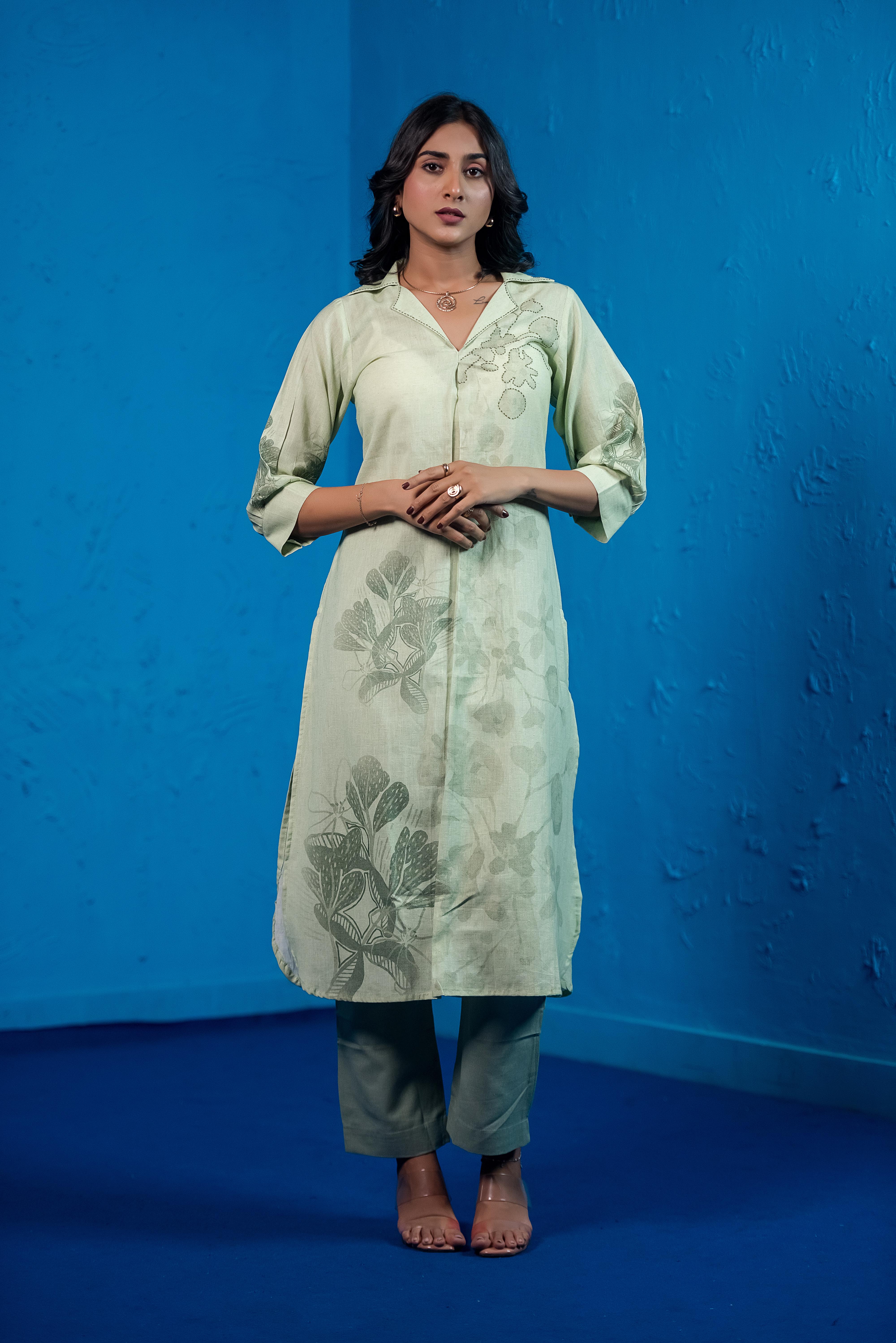 Graceful Pista Green with Handcrafted Charm