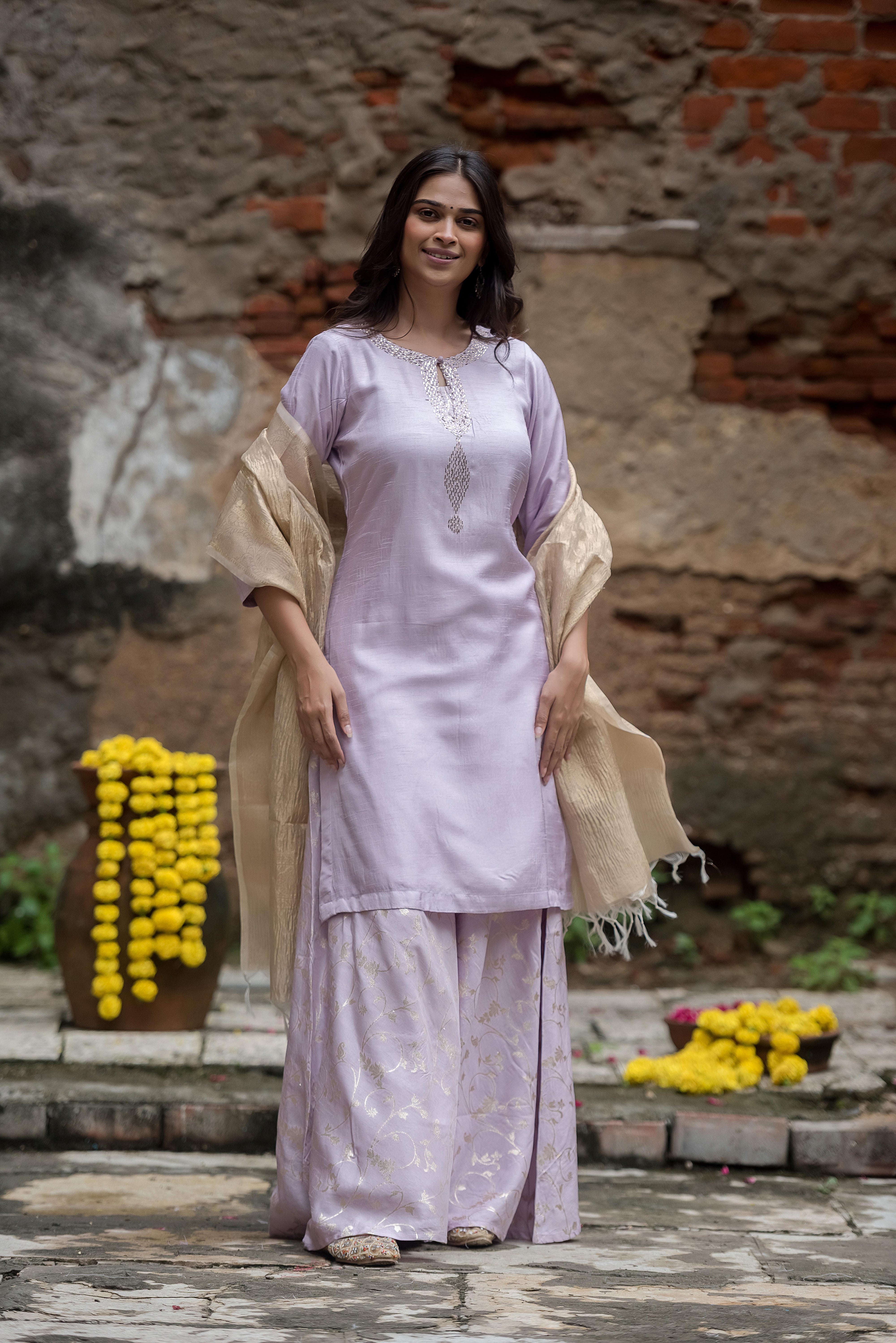 Lilac Silk Suit With Delicate Khat Work