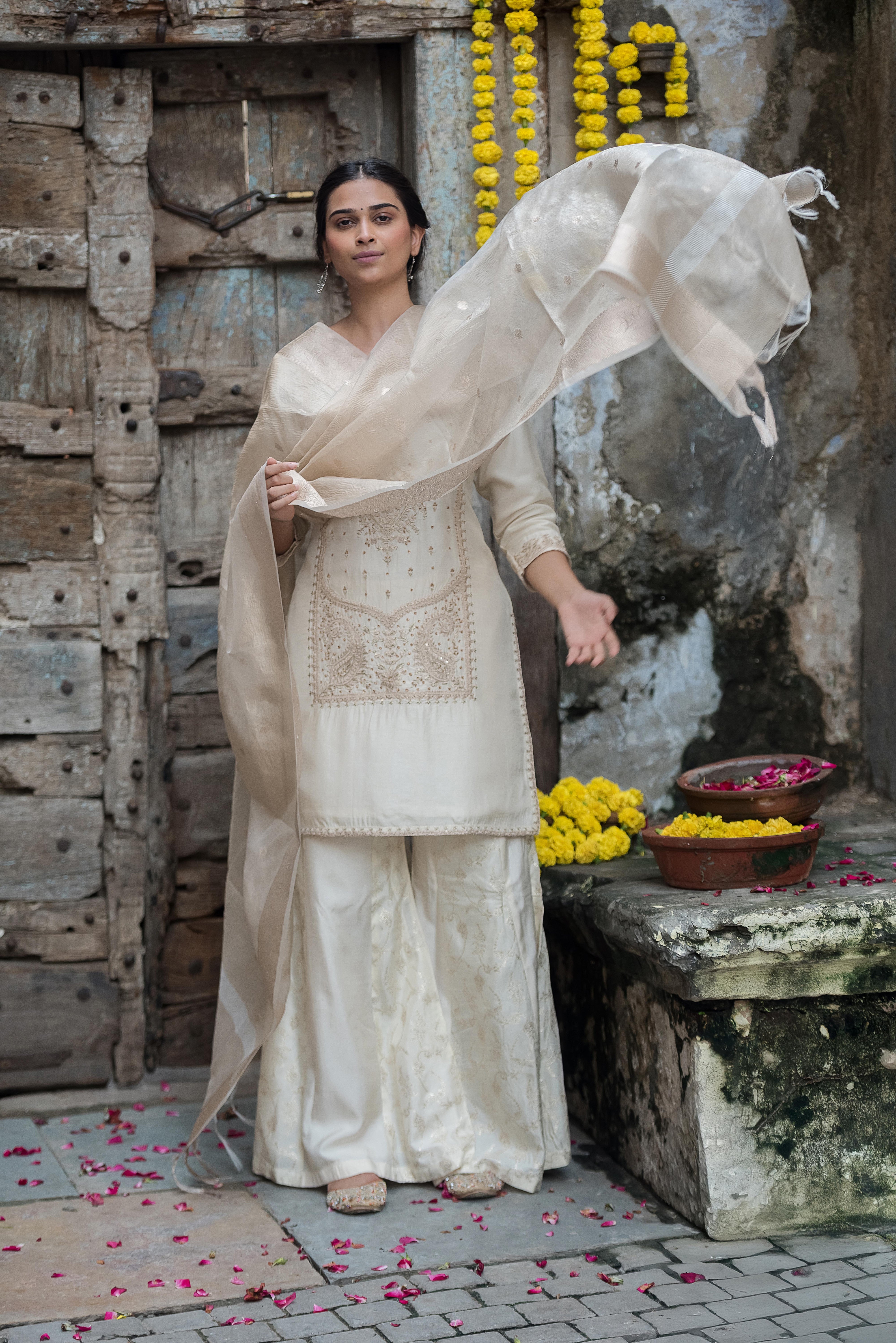Cream Silk Straight-Cut Salwar Suit