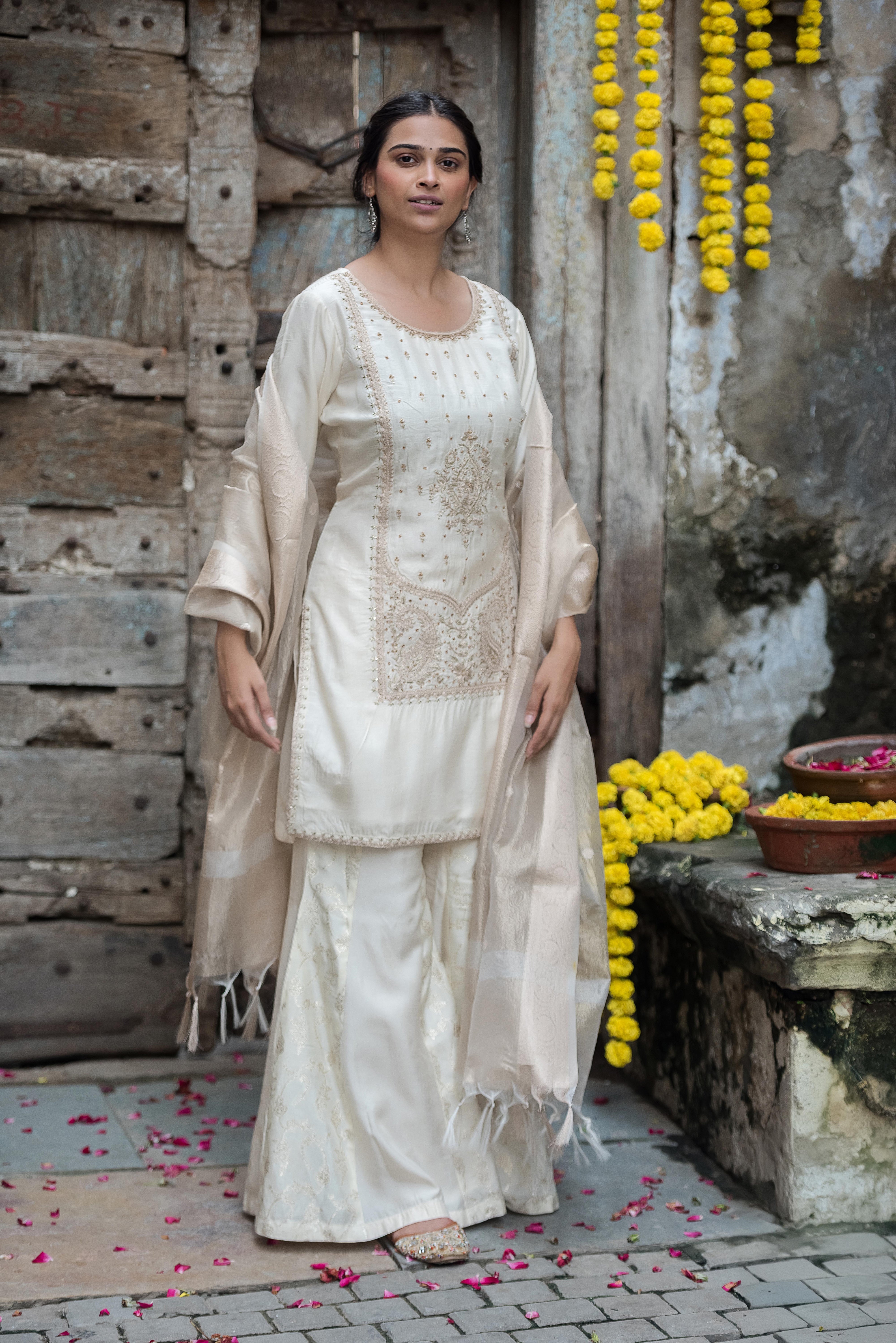 Cream Silk Straight-Cut Salwar Suit