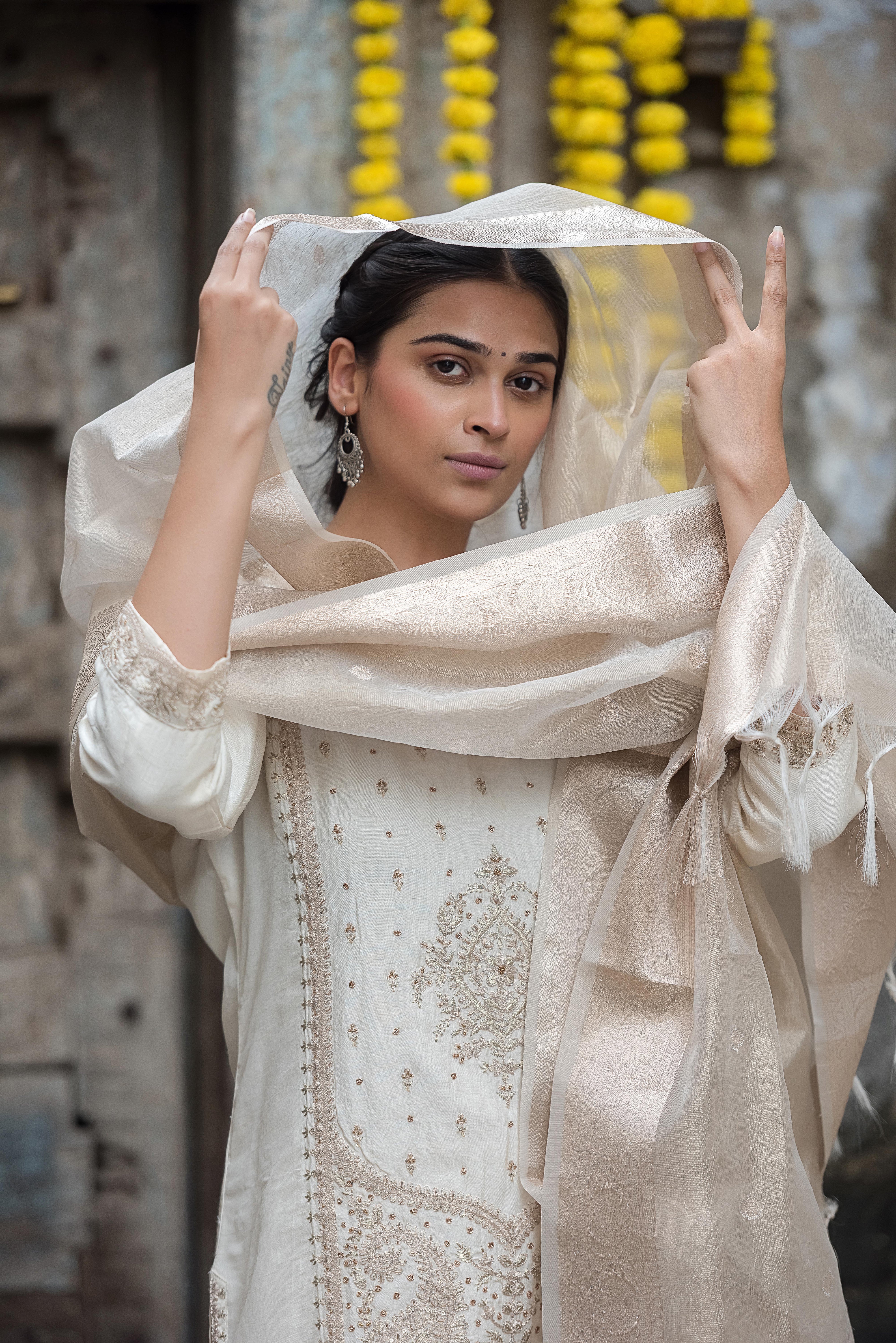Cream Silk Straight-Cut Salwar Suit