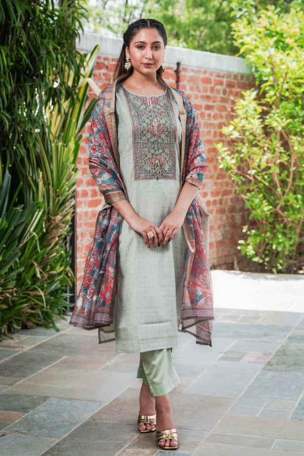 PAYAL Parrot green Straight Suit Set