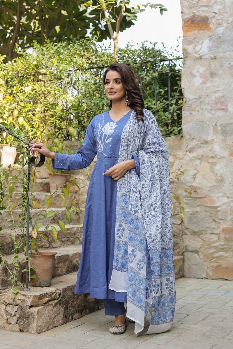 PAYAL Blue Kurta Suit Set with Floral Embroidery - Payal