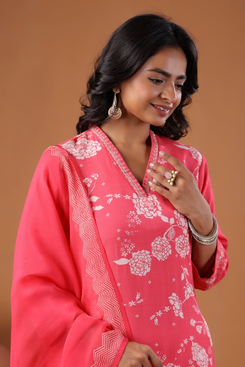 PAYAL Cercie Pink Kurta Suit Set with Floral Print Design - Payal