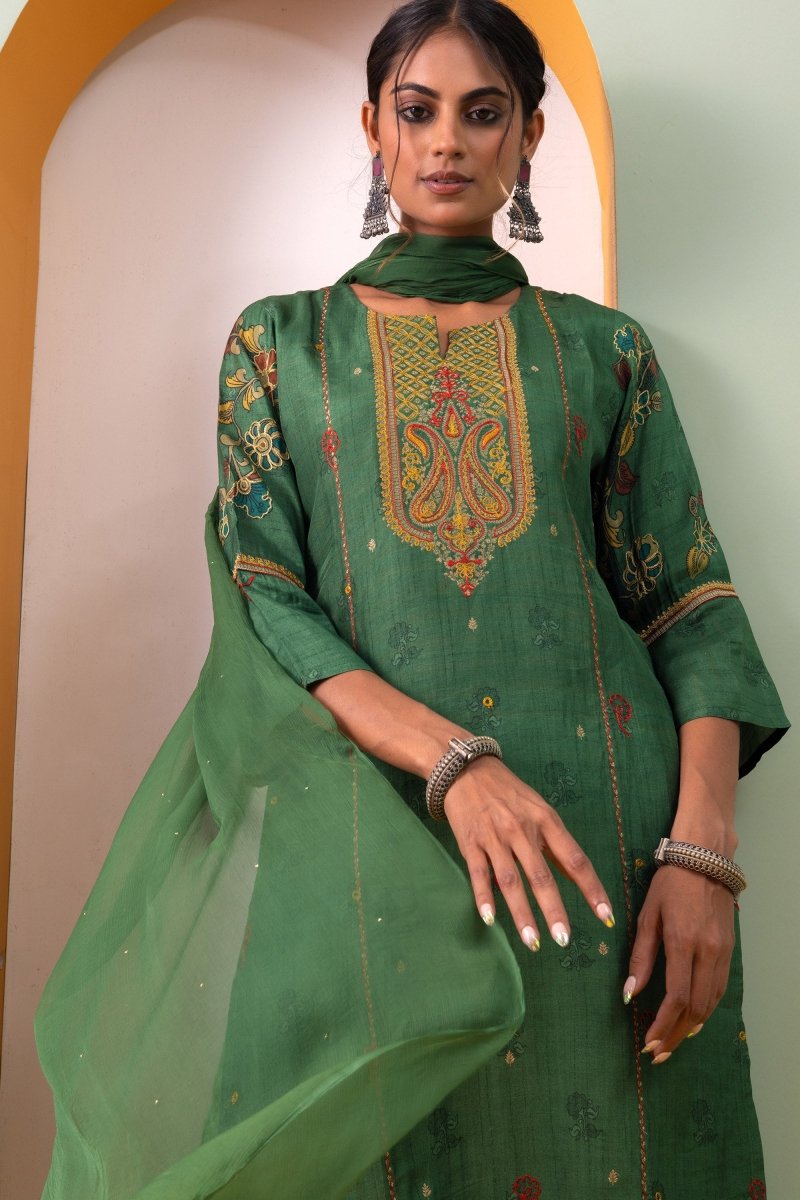 PAYAL Green Festive Kurta Suit Set with intricate Print Detailing - Payal