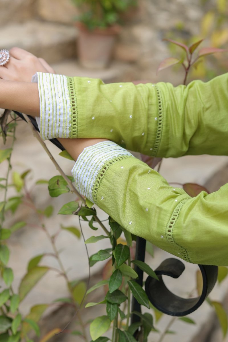 PAYAL Green Kurta Suit Set with Floral Embroidery - Payal