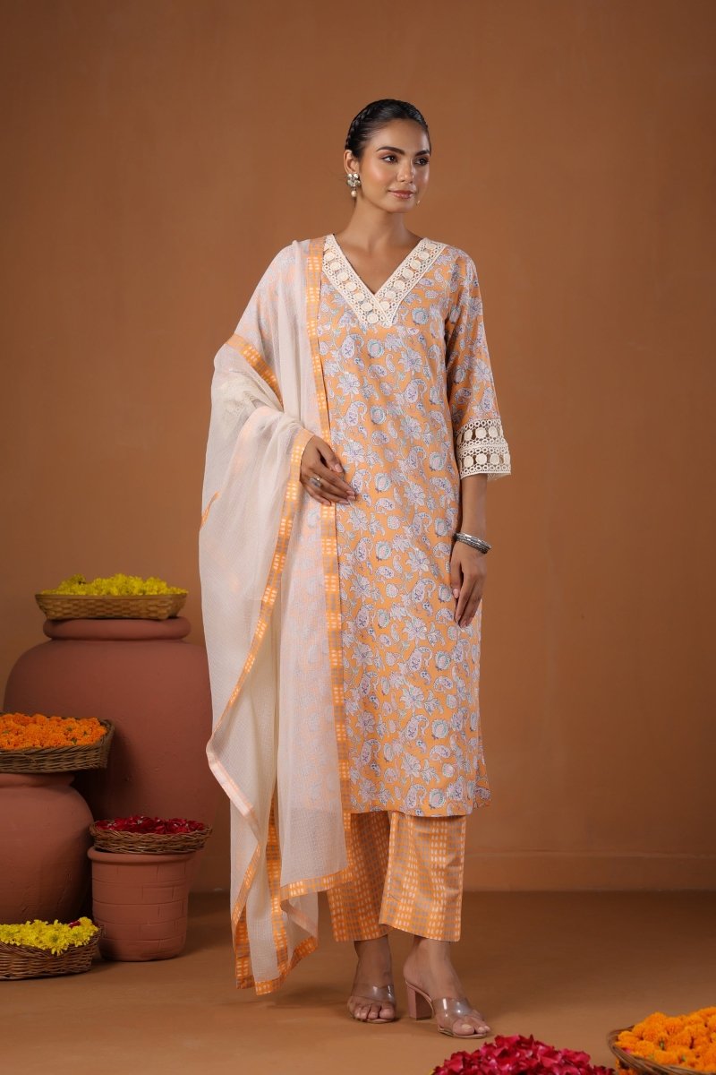 PAYAL Peach Kurta Suit Set with Print Design - Payal