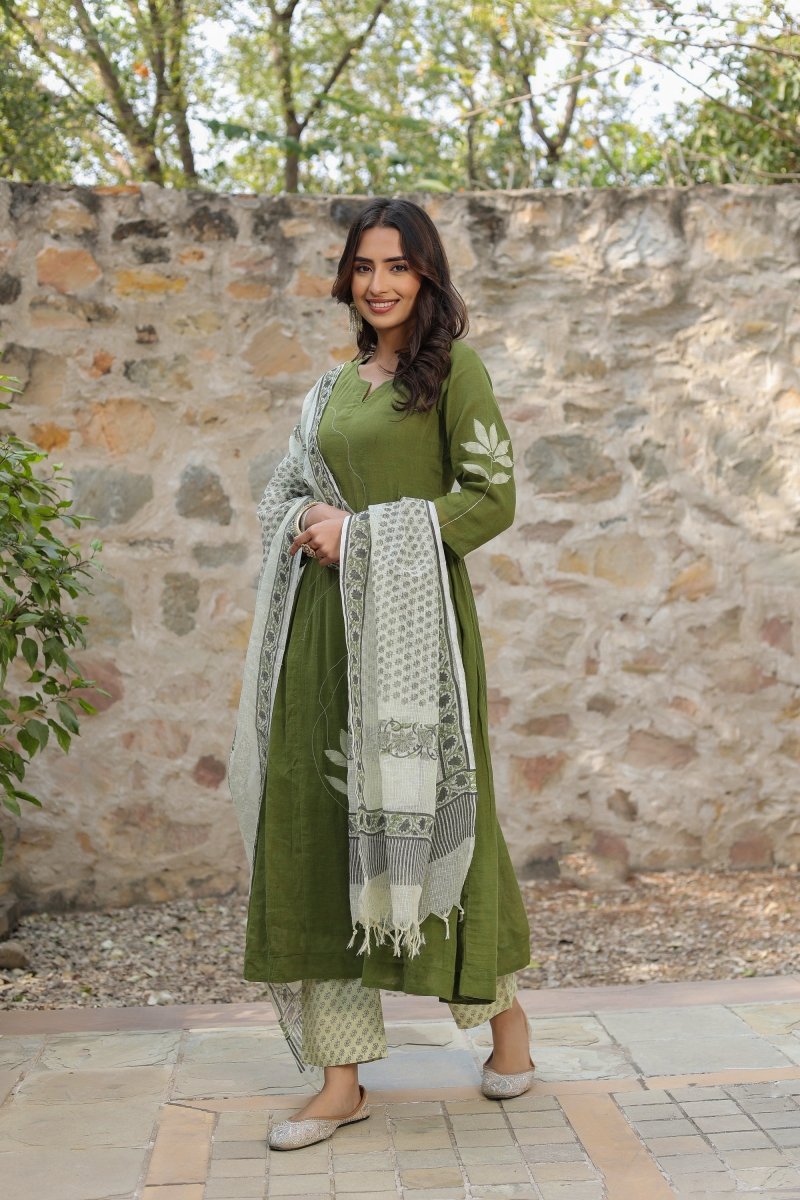 PAYAL Pickle Green Kurta Suit Set with Floral Embroidery - Payal