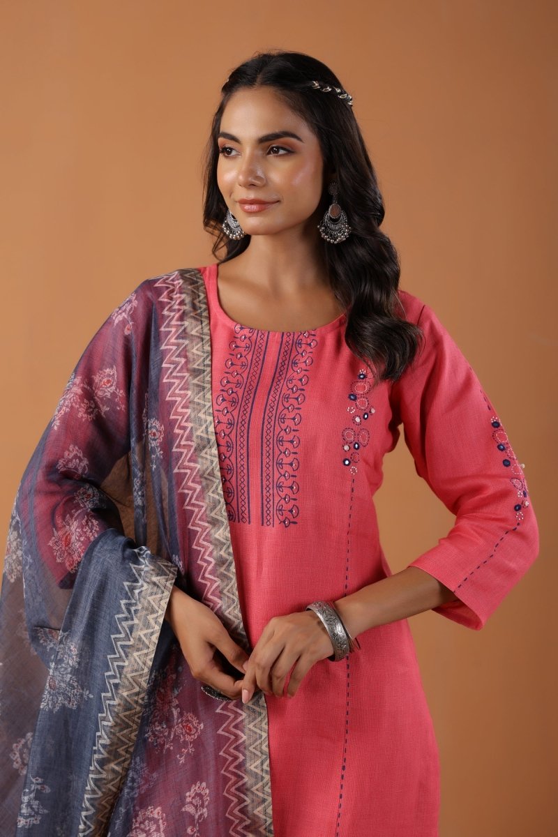 PAYAL Pink Kurta Suit Set with Printed Organza Dupatta - Payal