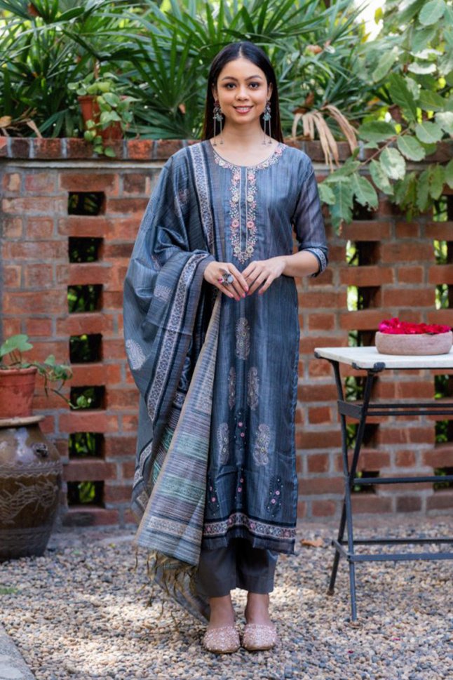 Katha Chanderi Suit Set - Payal