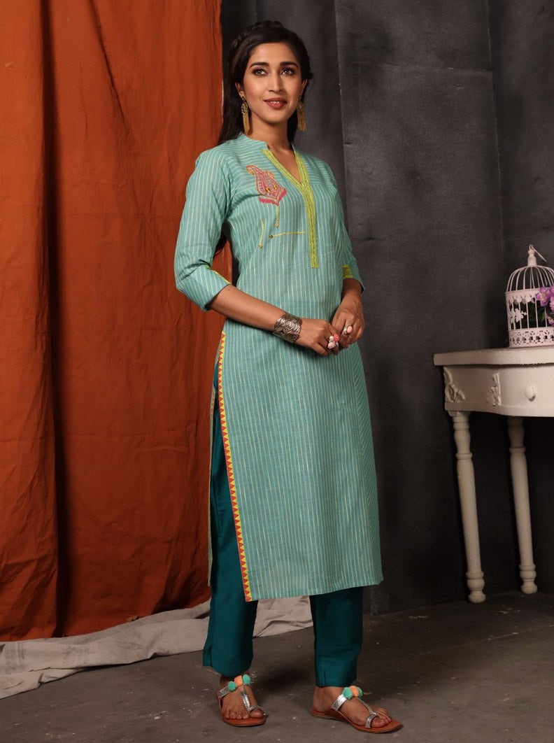 Payal Designer ethnic wear Straignt Cut Smart Look Latest Online Kurta-Kurti - Payal