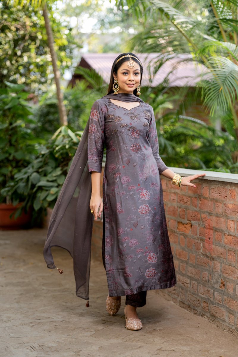 Sadabahar Viscose Suit Set - Payal